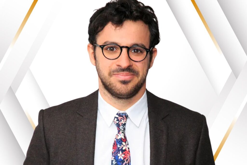 Simon Bird